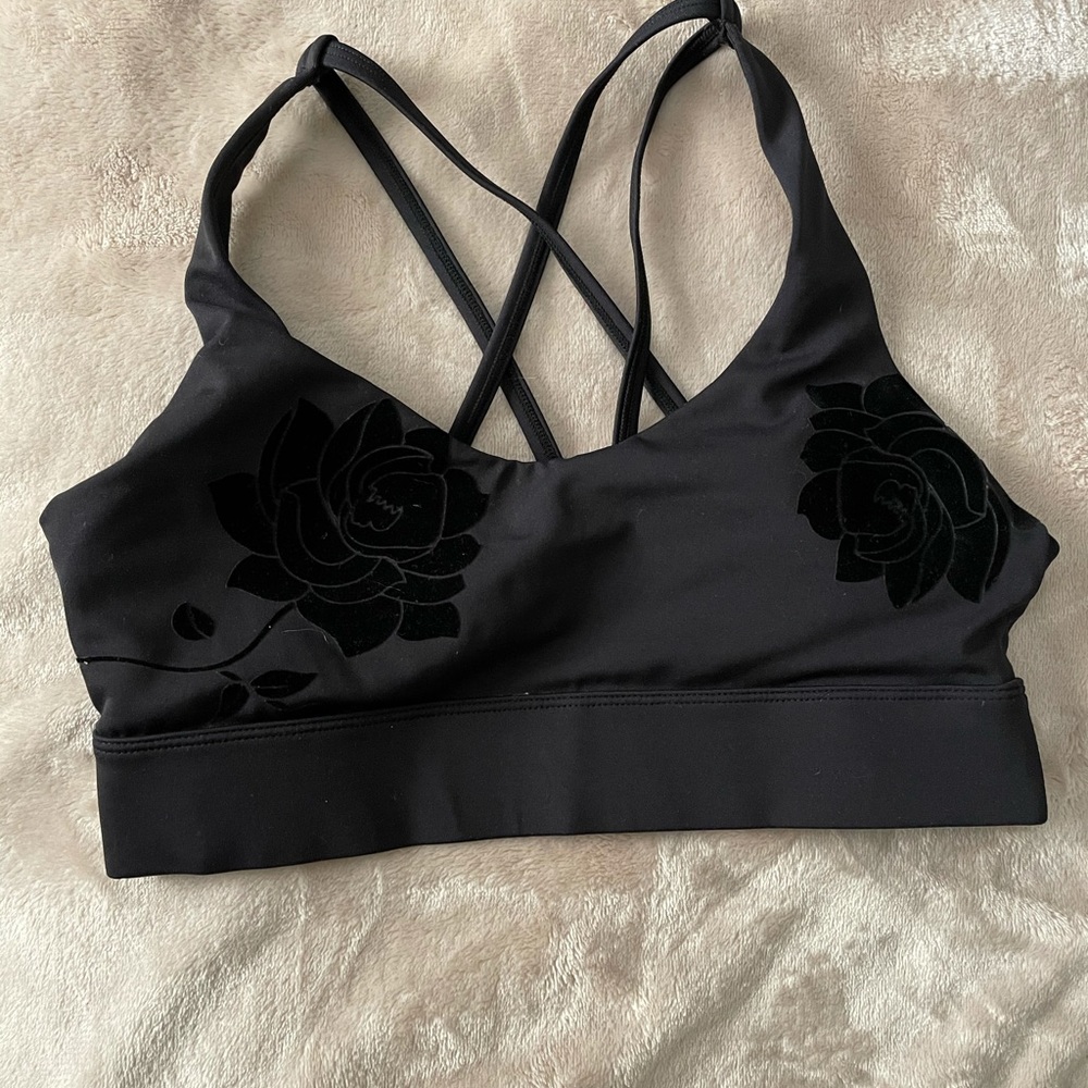 Zyia Black Velvet Light n Tight Strappy Bra